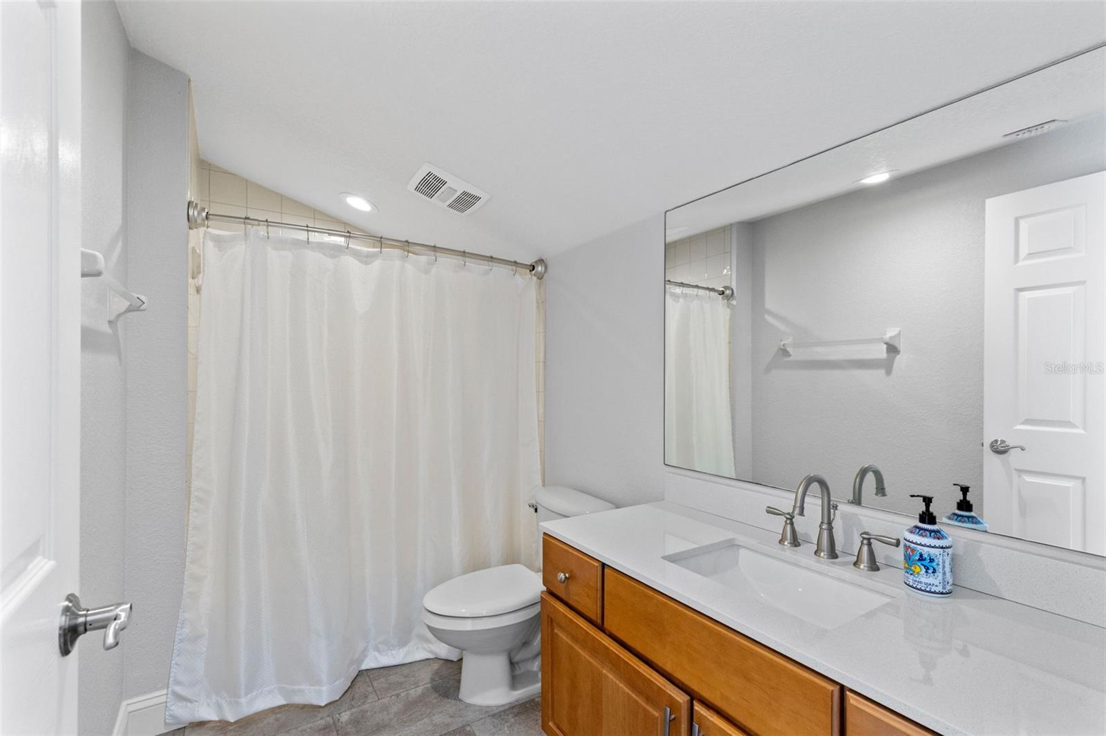 AVALON PARK - LIVE OAK VILLAGE PH 02 - Residential