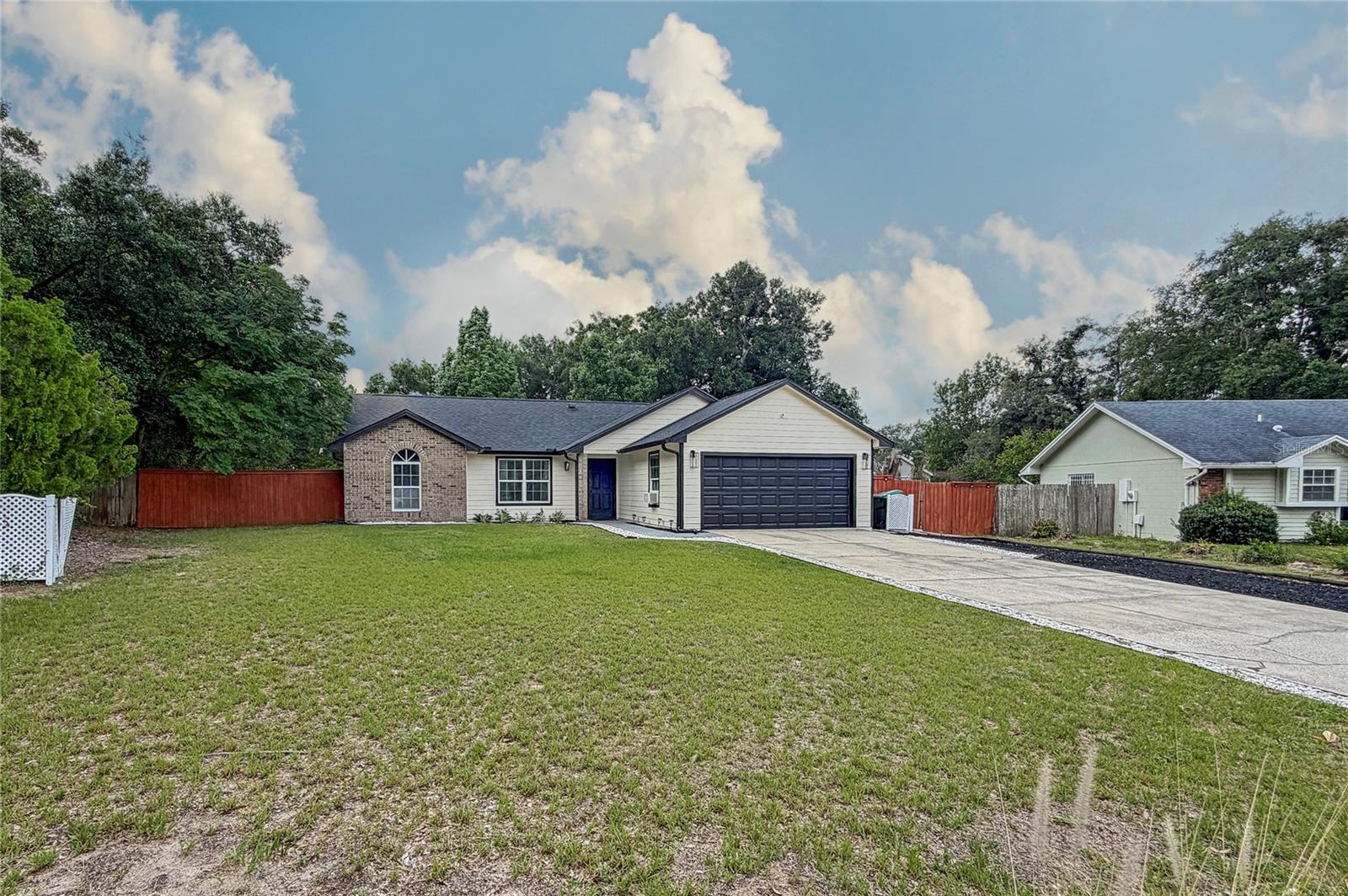 HIAWASSEE HILLS - Residential