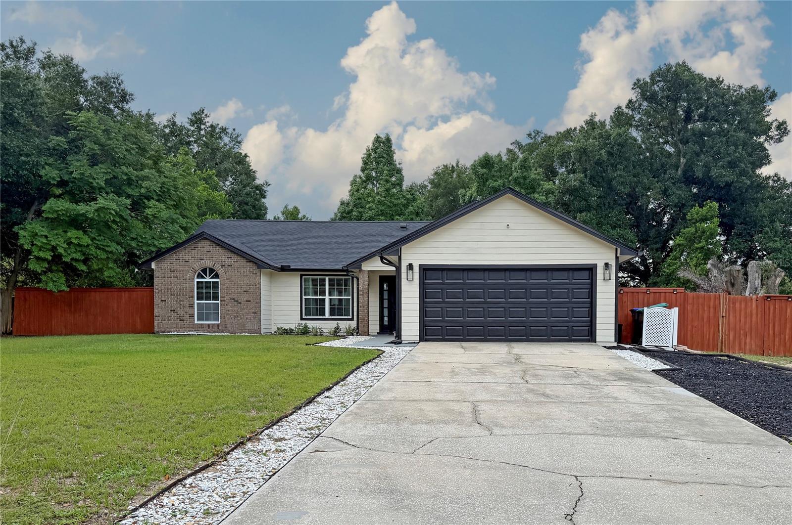 HIAWASSEE HILLS - Residential