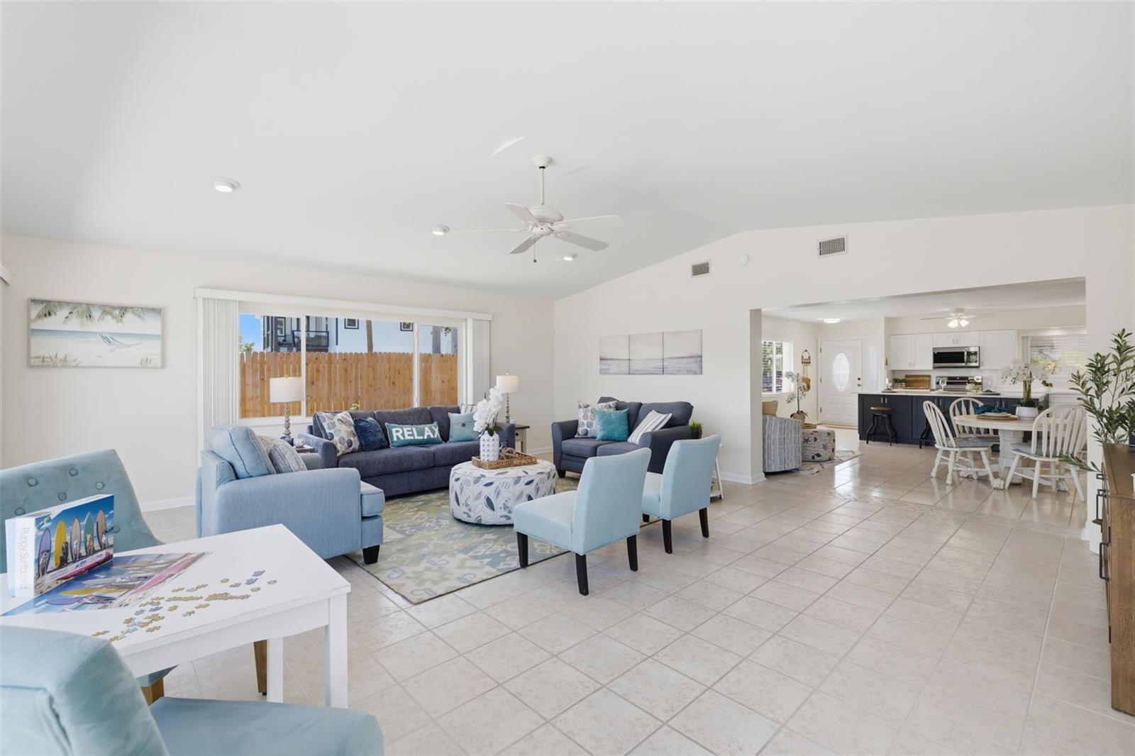 BELLE VISTA SHORES - Residential