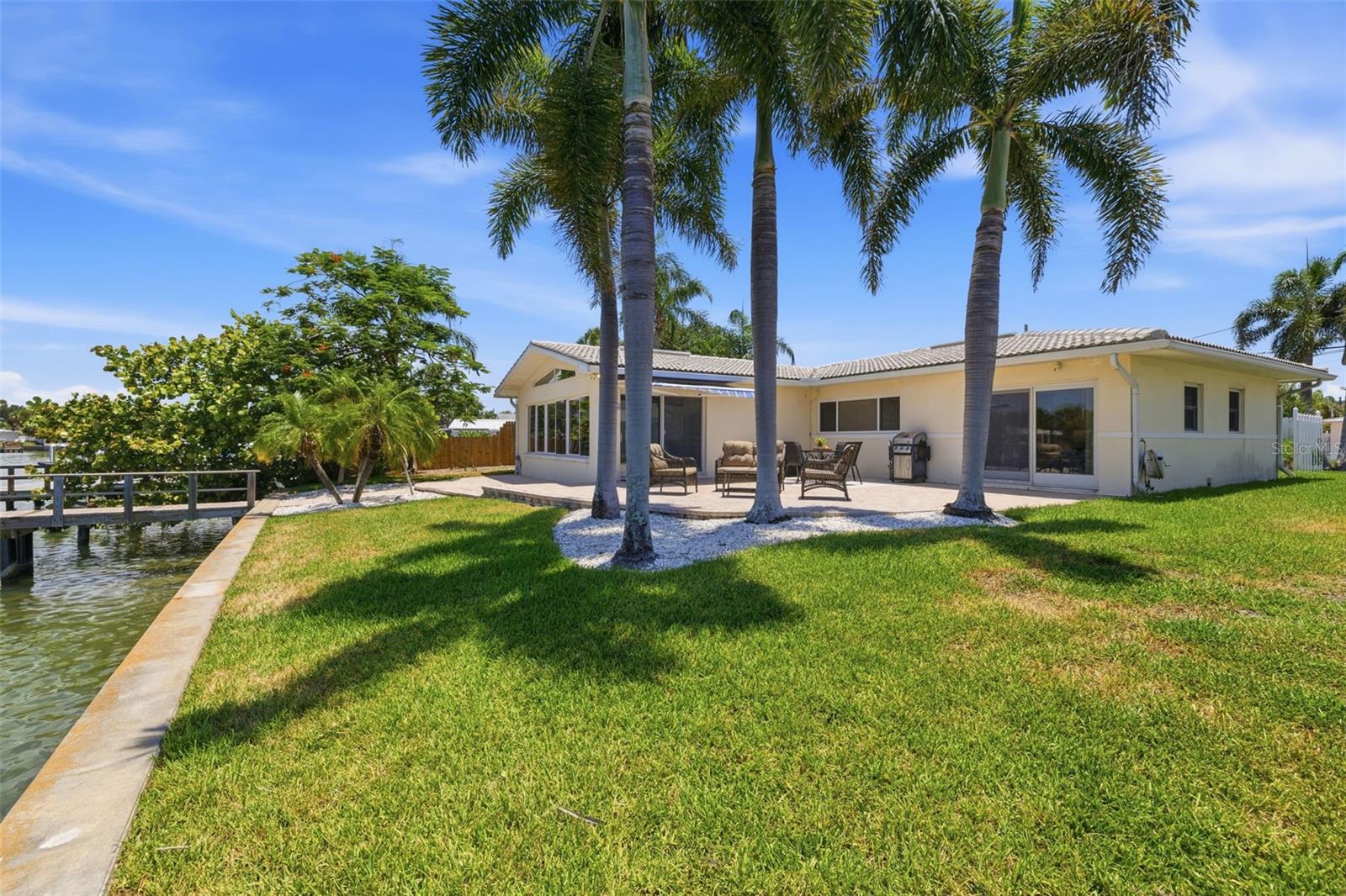 BELLE VISTA SHORES - Residential