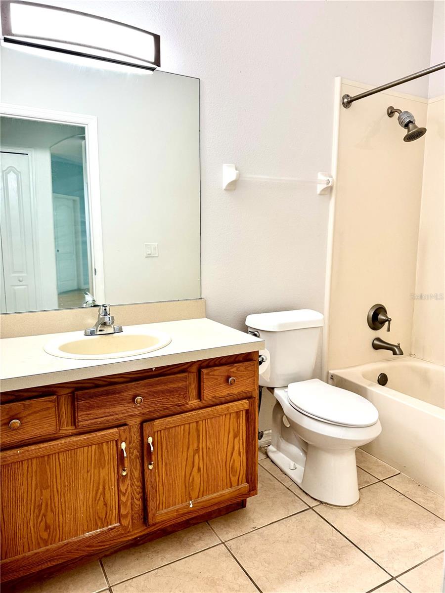 OAKS PH 1 B2 - Residential