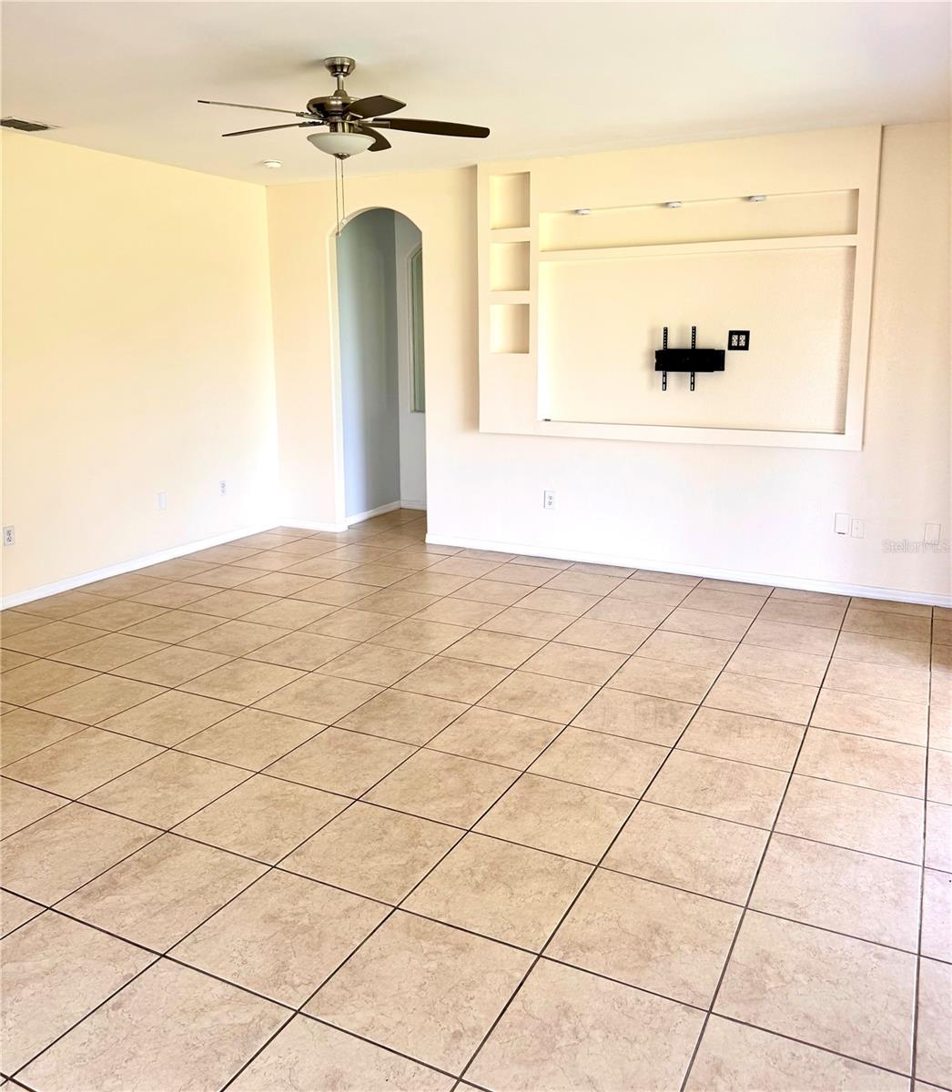 OAKS PH 1 B2 - Residential