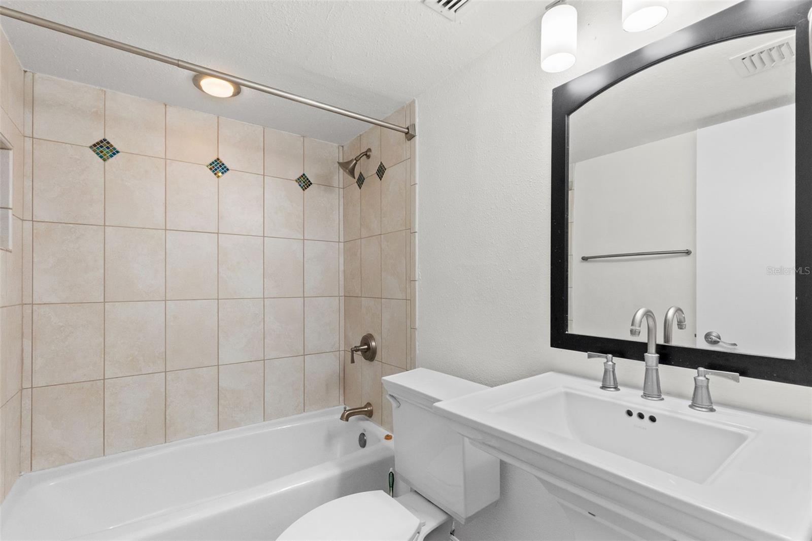 ONE LAUREL PLACE A CONDO - Residential