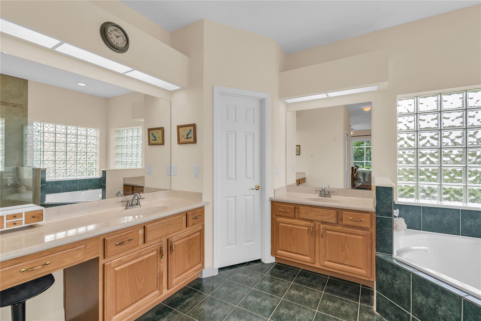 NORTH BAY - Residential