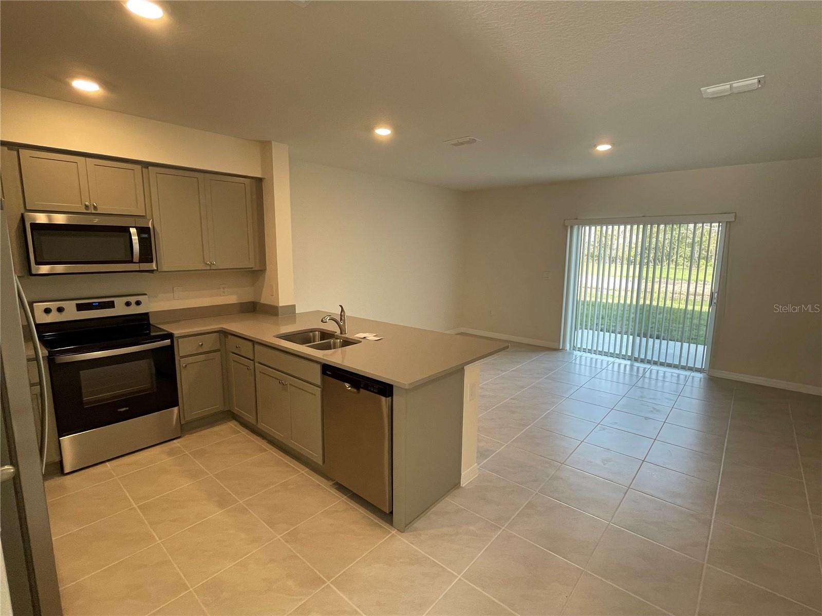 BELLA VITA PH 3 - Residential Lease