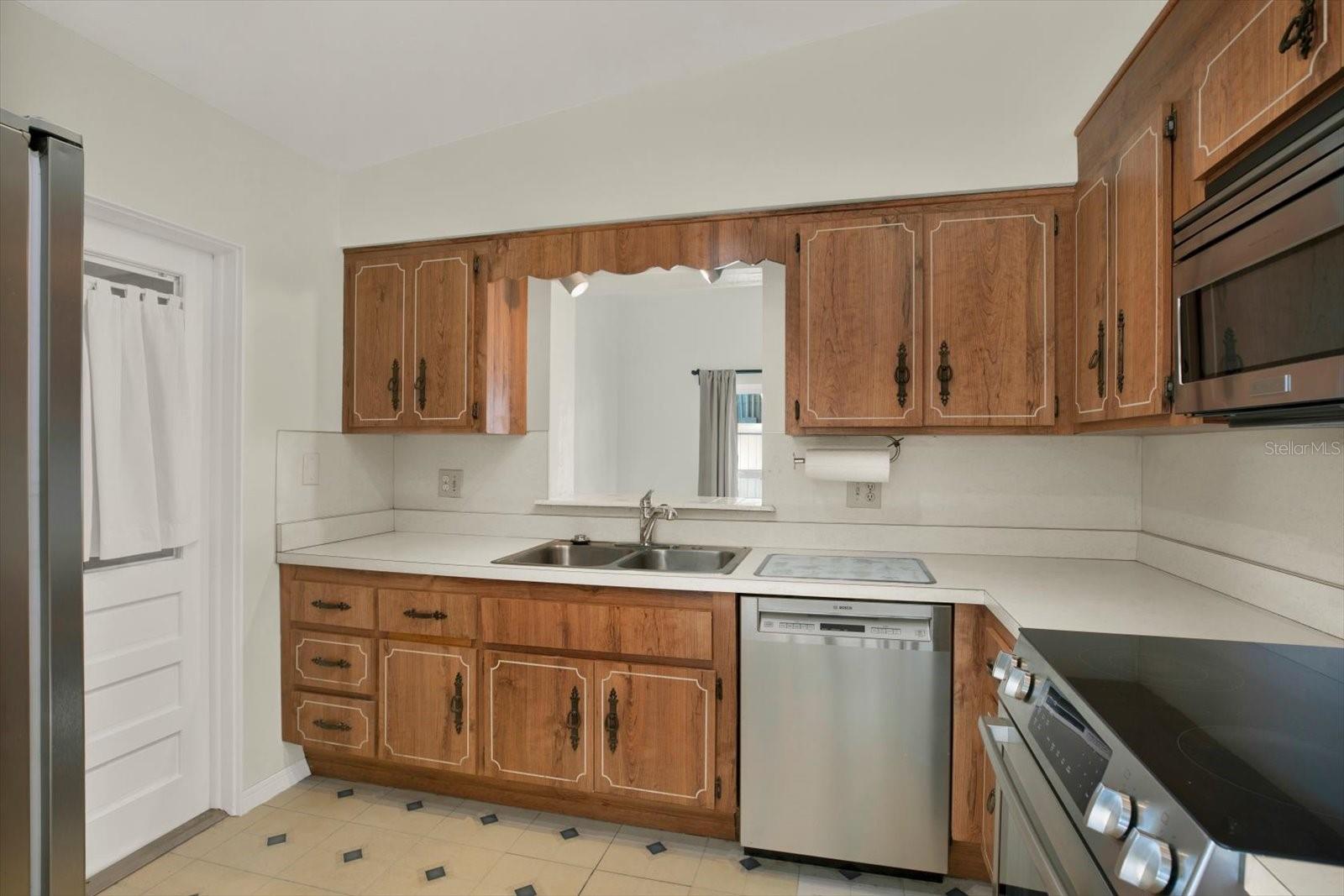 WATERWAY ESTATES SEC 1 - Residential