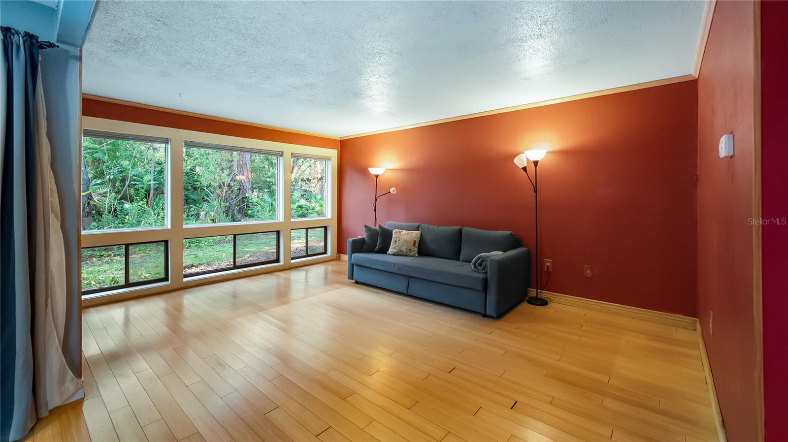WINDHOVER CONDO - Residential