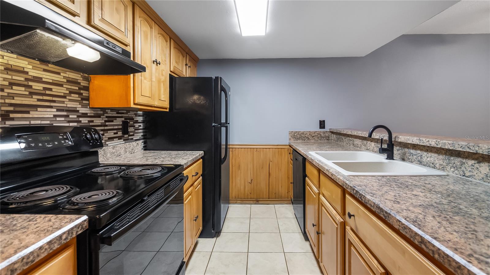 WINDHOVER CONDO - Residential