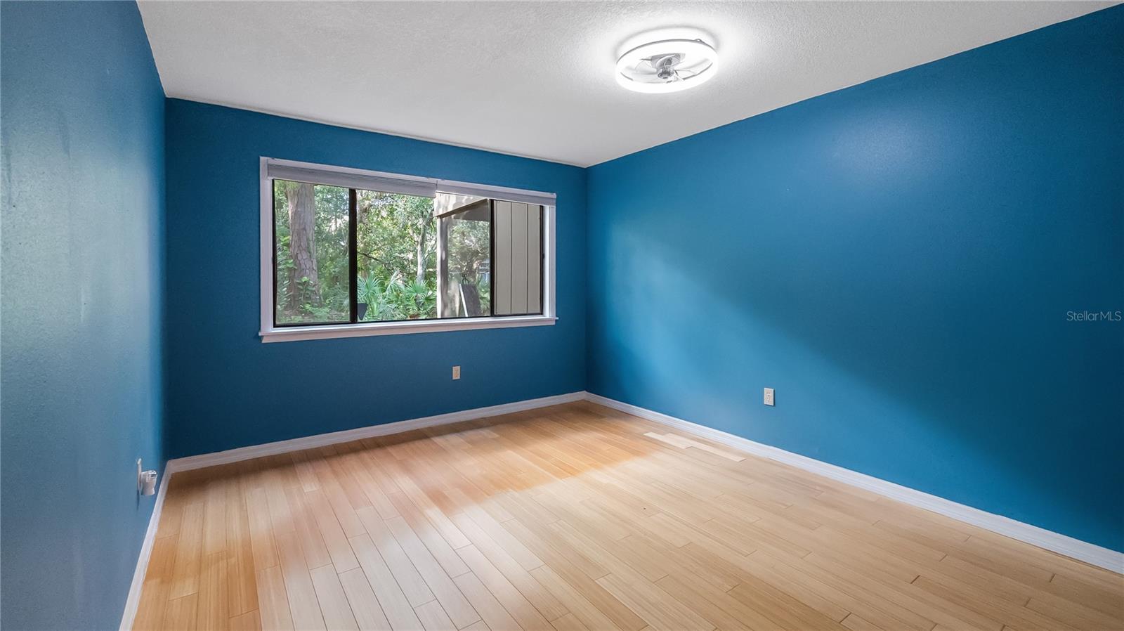 WINDHOVER CONDO - Residential