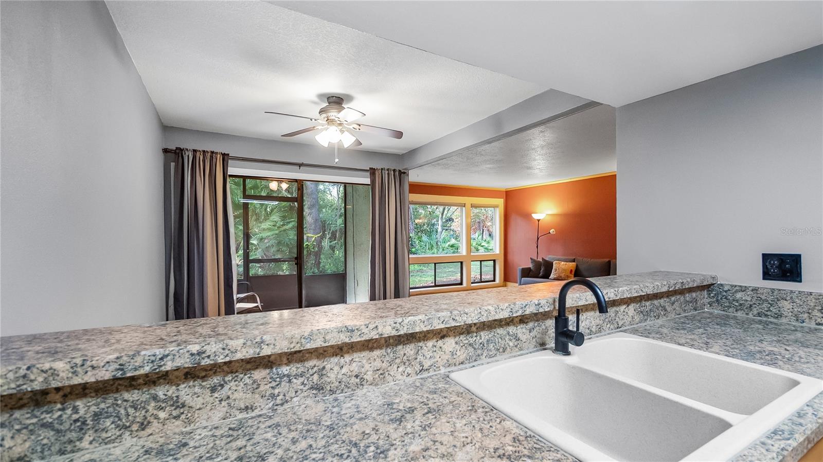 WINDHOVER CONDO - Residential