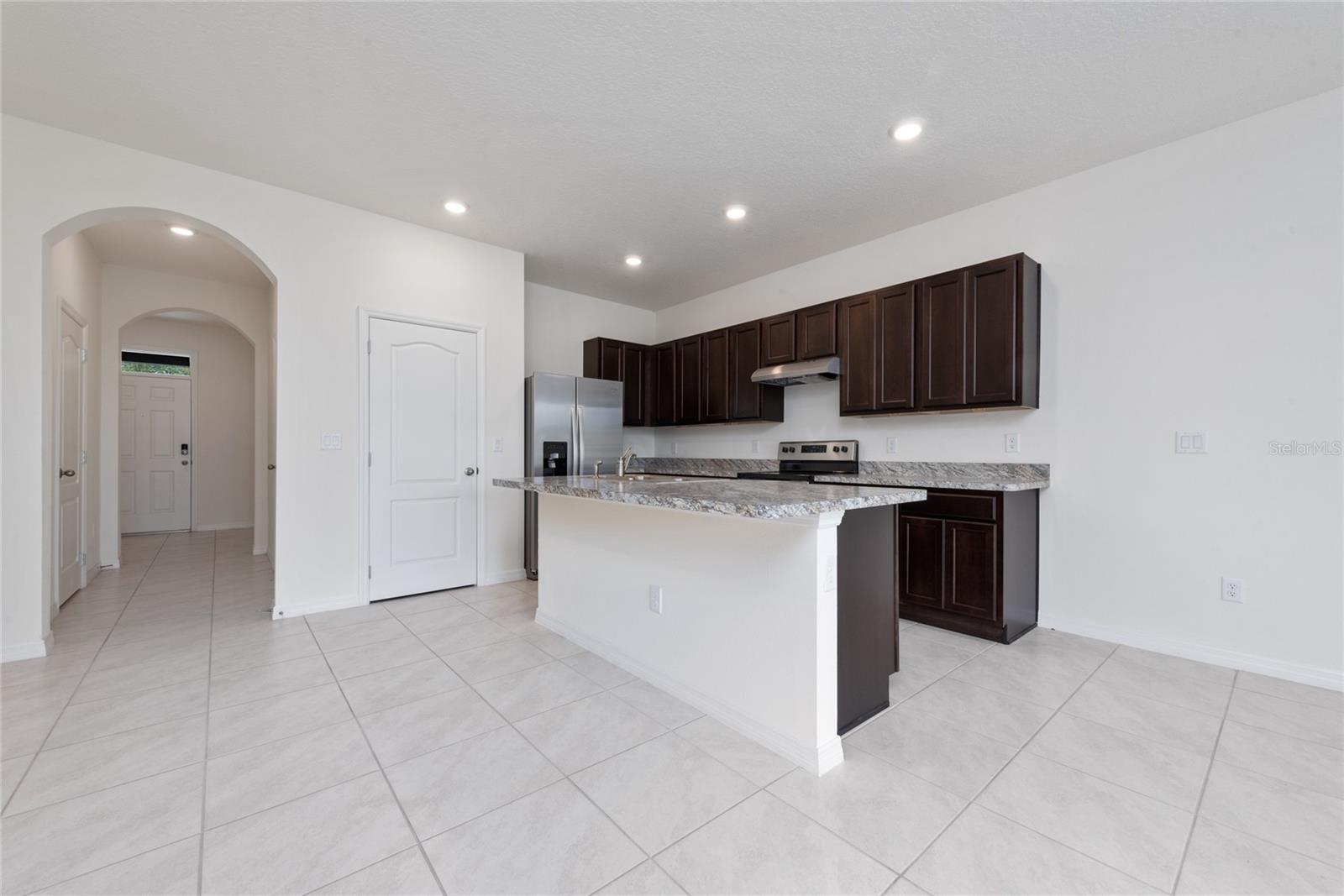 ATRIA/RIDGEWOOD LAKES - Residential Lease