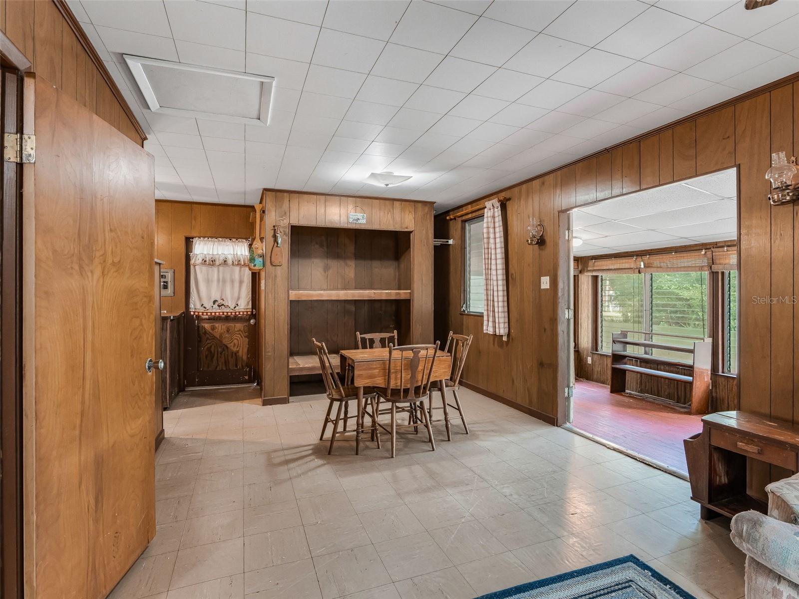 CROOM-A-COOCHEE ESTATES - Residential