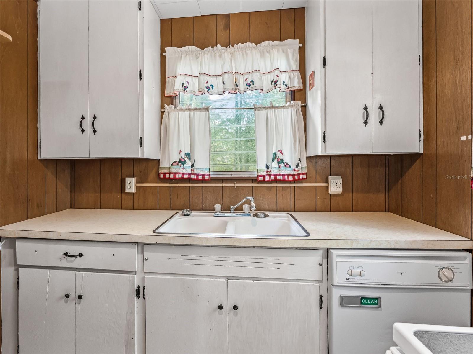 CROOM-A-COOCHEE ESTATES - Residential