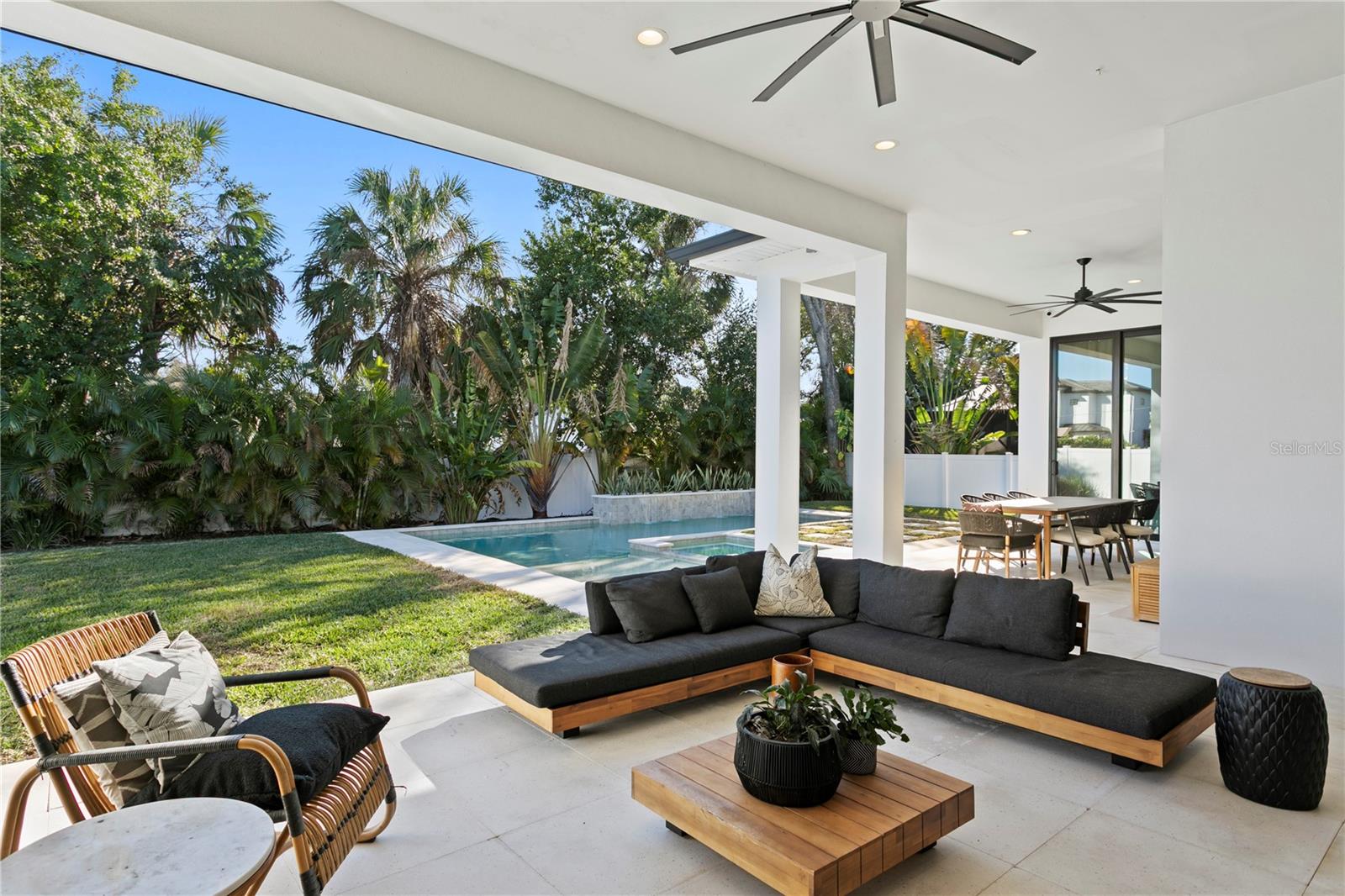 PICADILLY - Residential