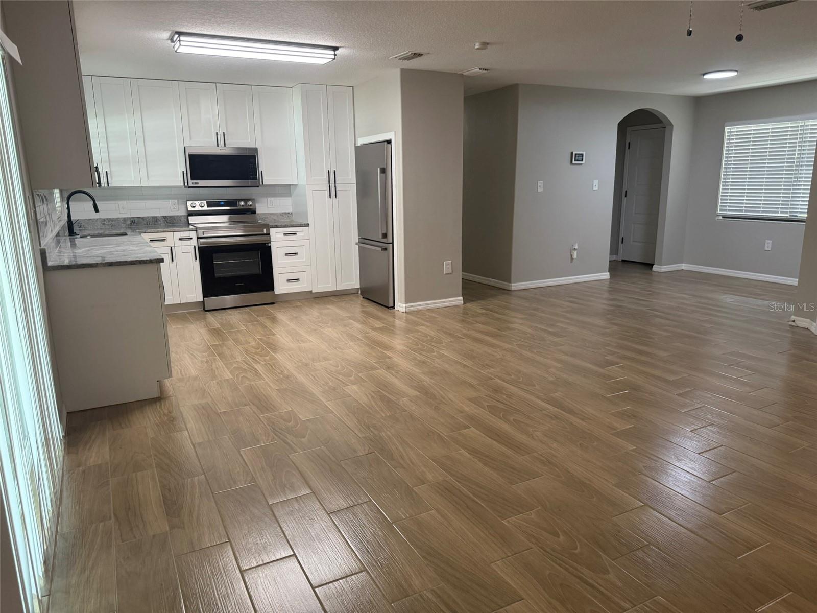 TERRY PARK EXT - Residential Lease
