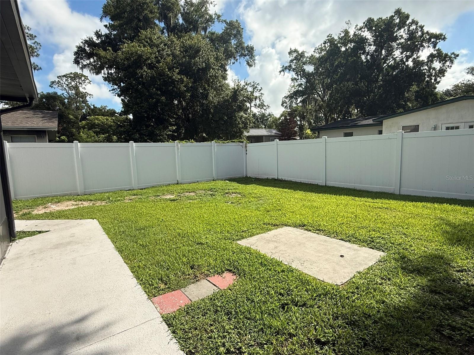 TERRY PARK EXT - Residential Lease