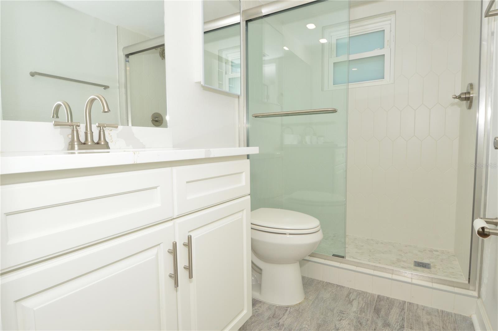 JEFFERSON HOUSE THE CONDO - Residential Lease