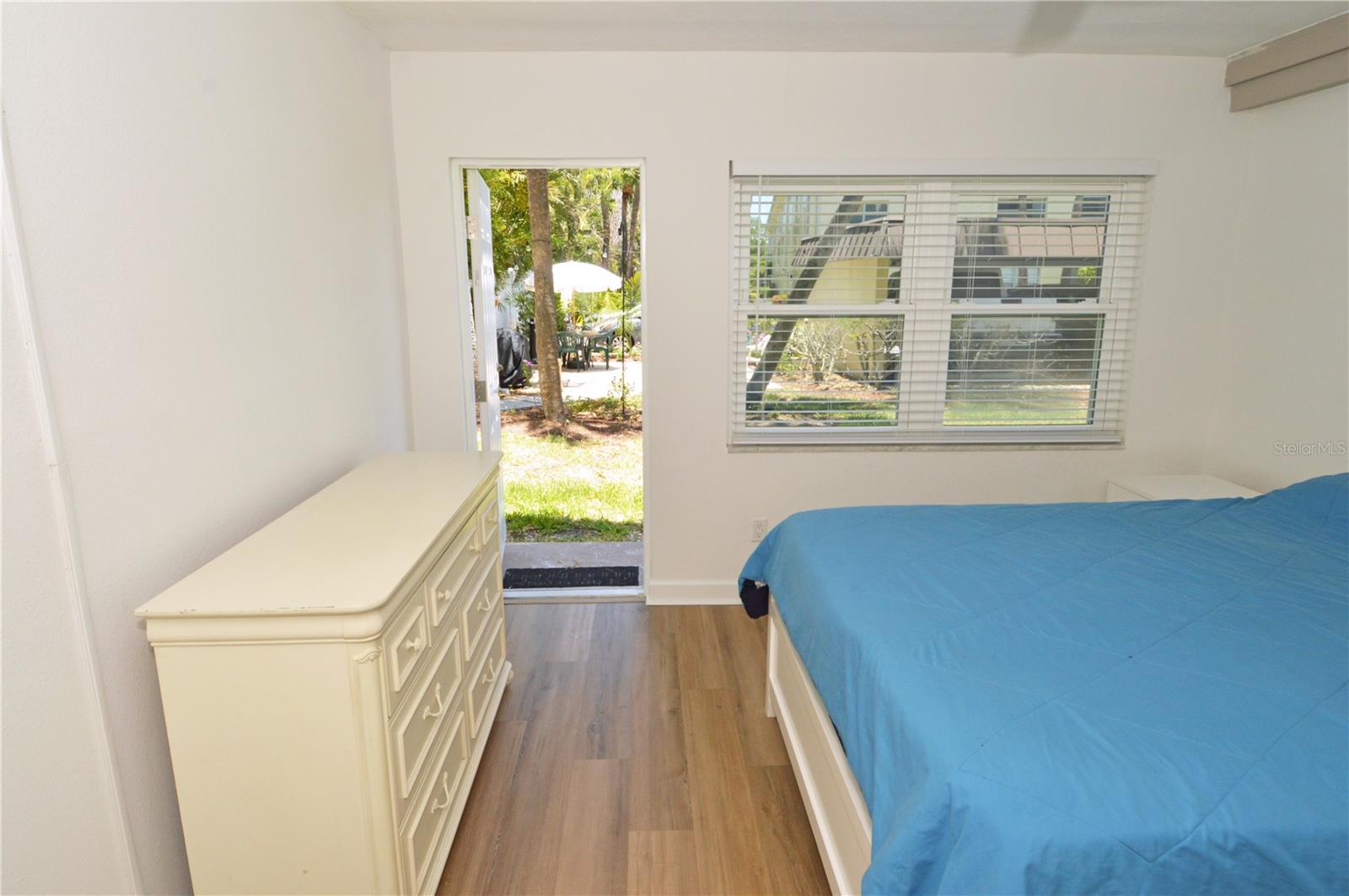 JEFFERSON HOUSE THE CONDO - Residential Lease