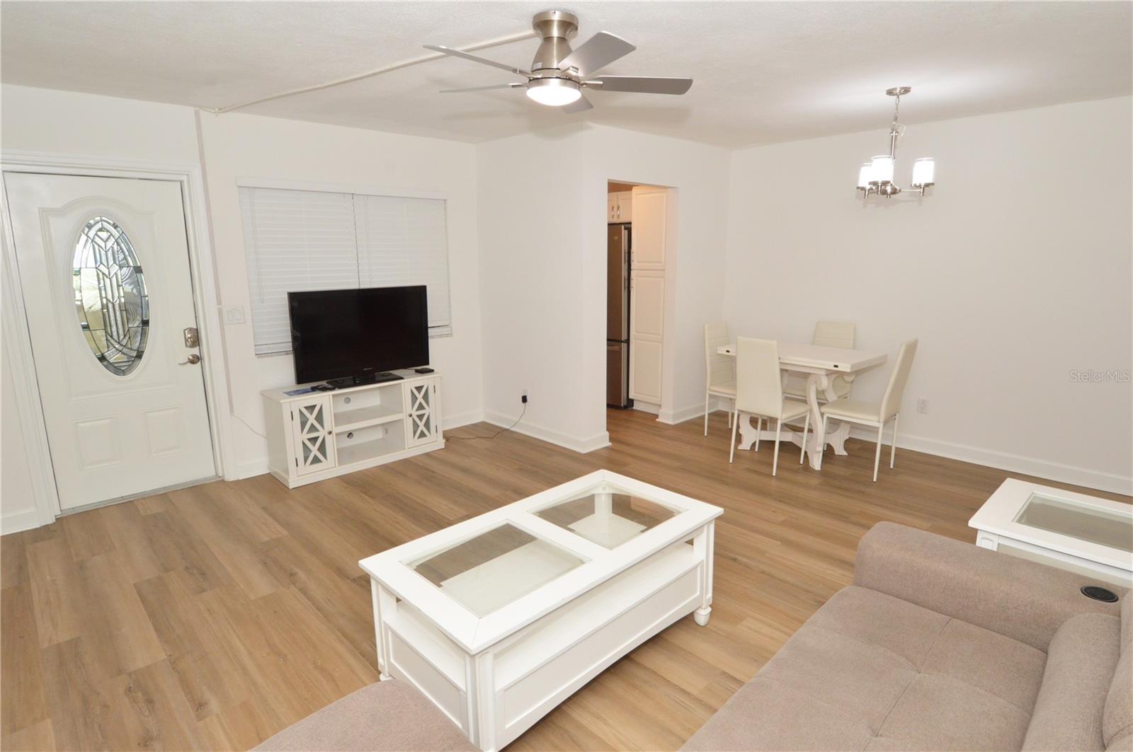 JEFFERSON HOUSE THE CONDO - Residential Lease