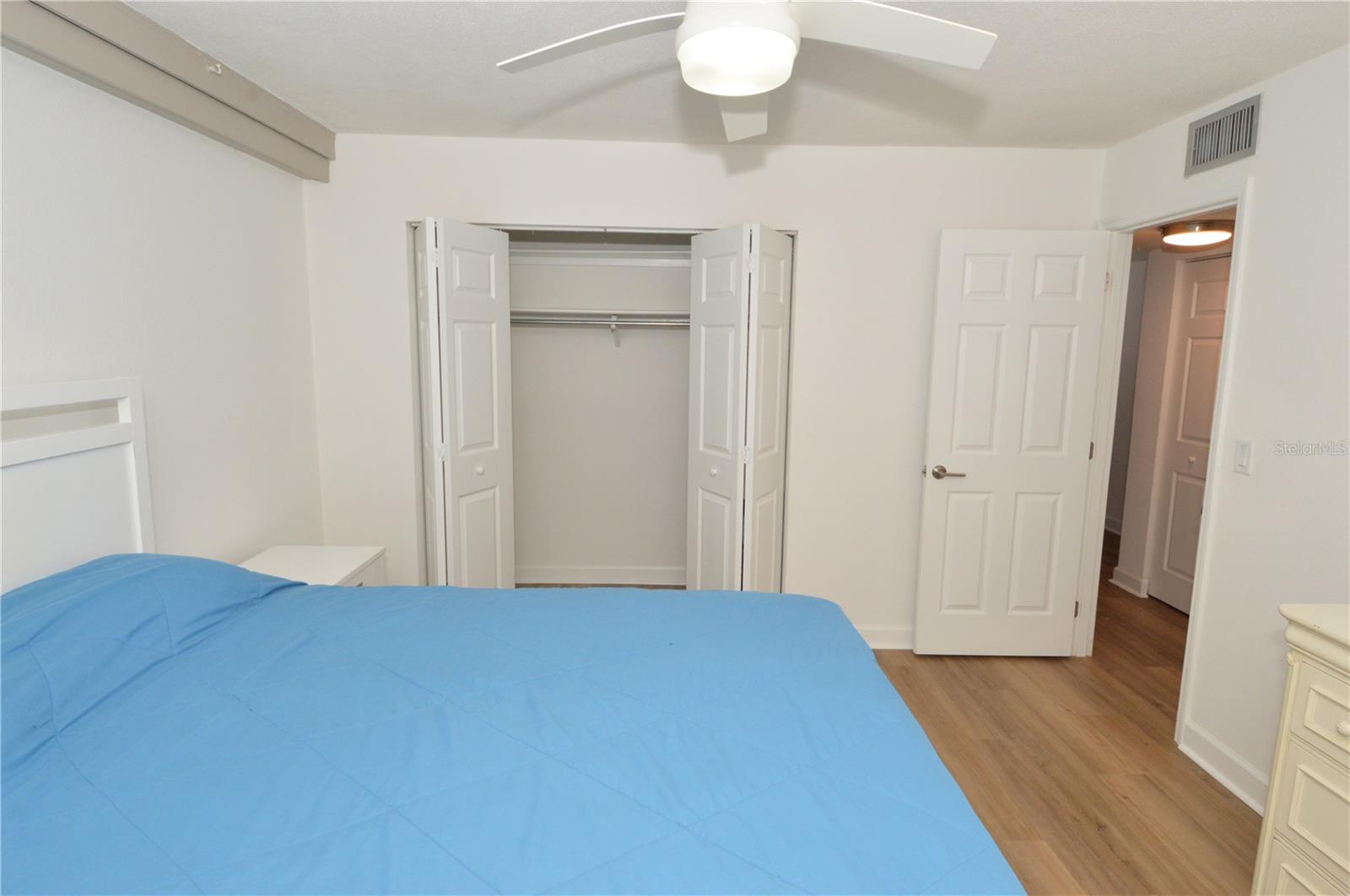 JEFFERSON HOUSE THE CONDO - Residential Lease
