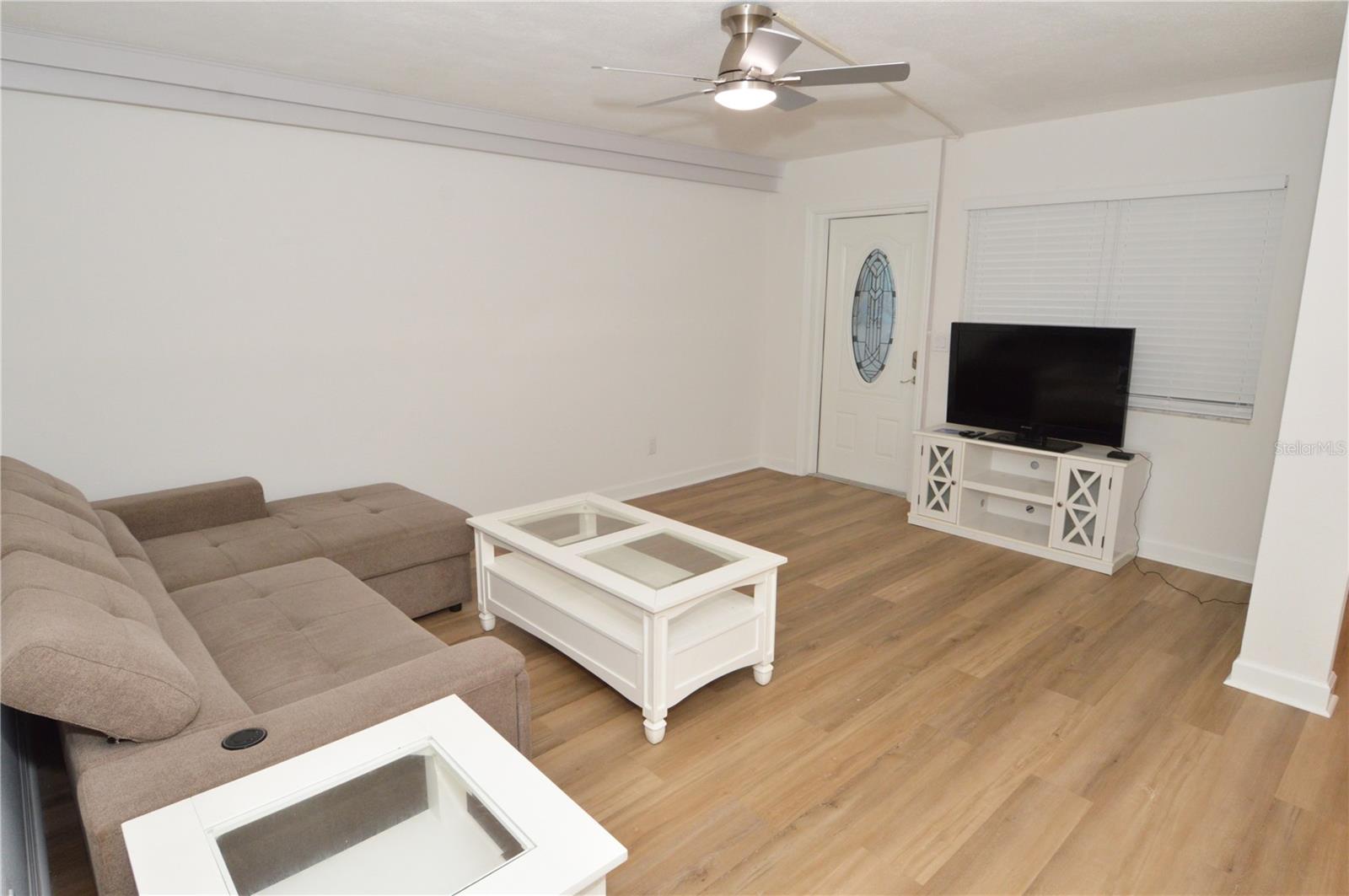 JEFFERSON HOUSE THE CONDO - Residential Lease