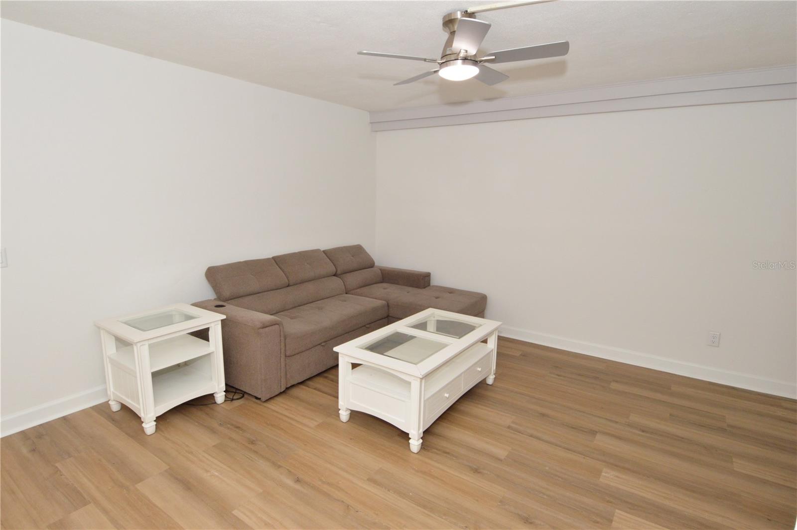 JEFFERSON HOUSE THE CONDO - Residential Lease