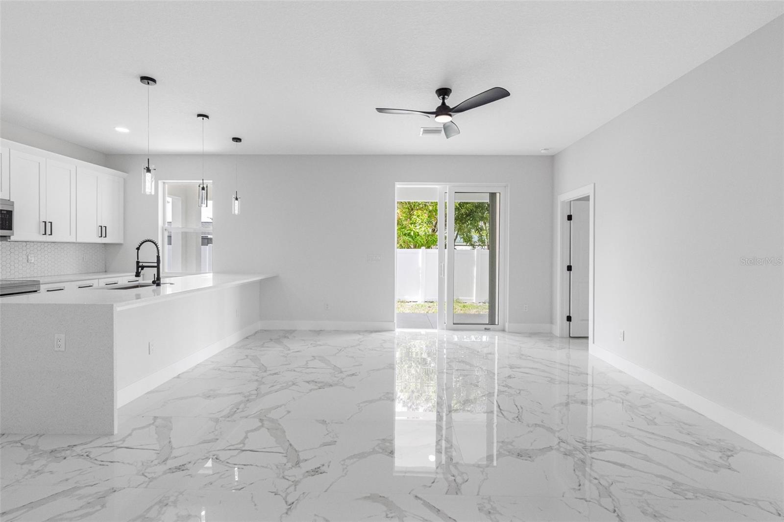 EMBASSY HILLS - Residential