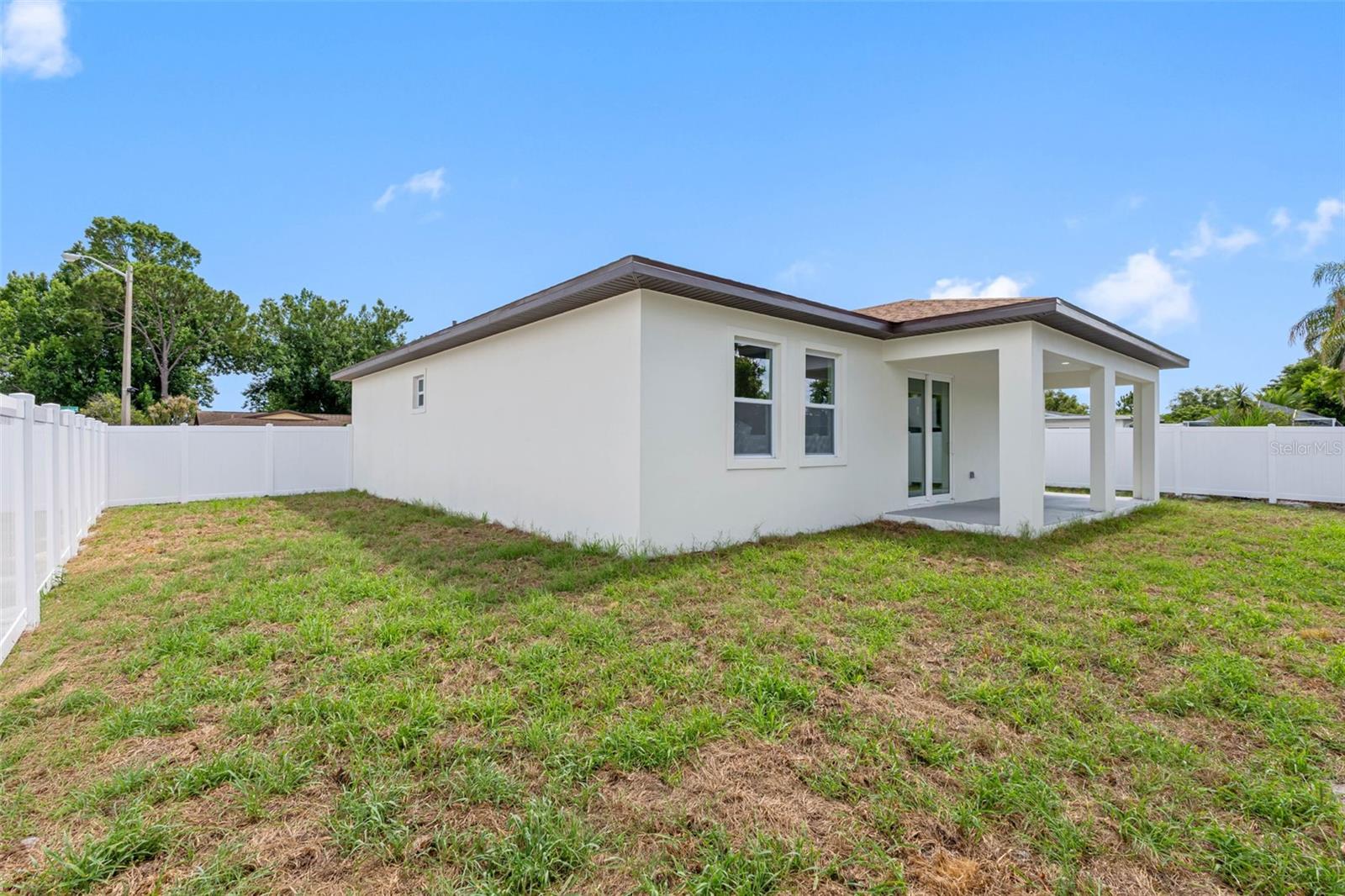 EMBASSY HILLS - Residential