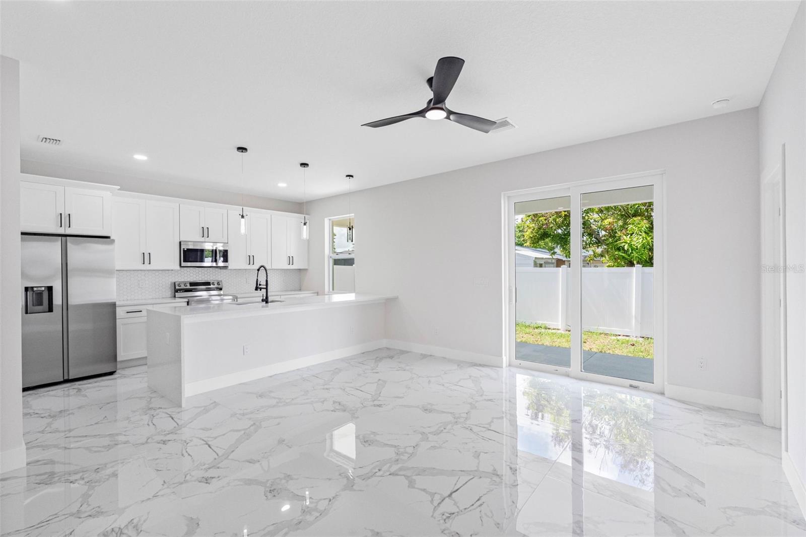 EMBASSY HILLS - Residential