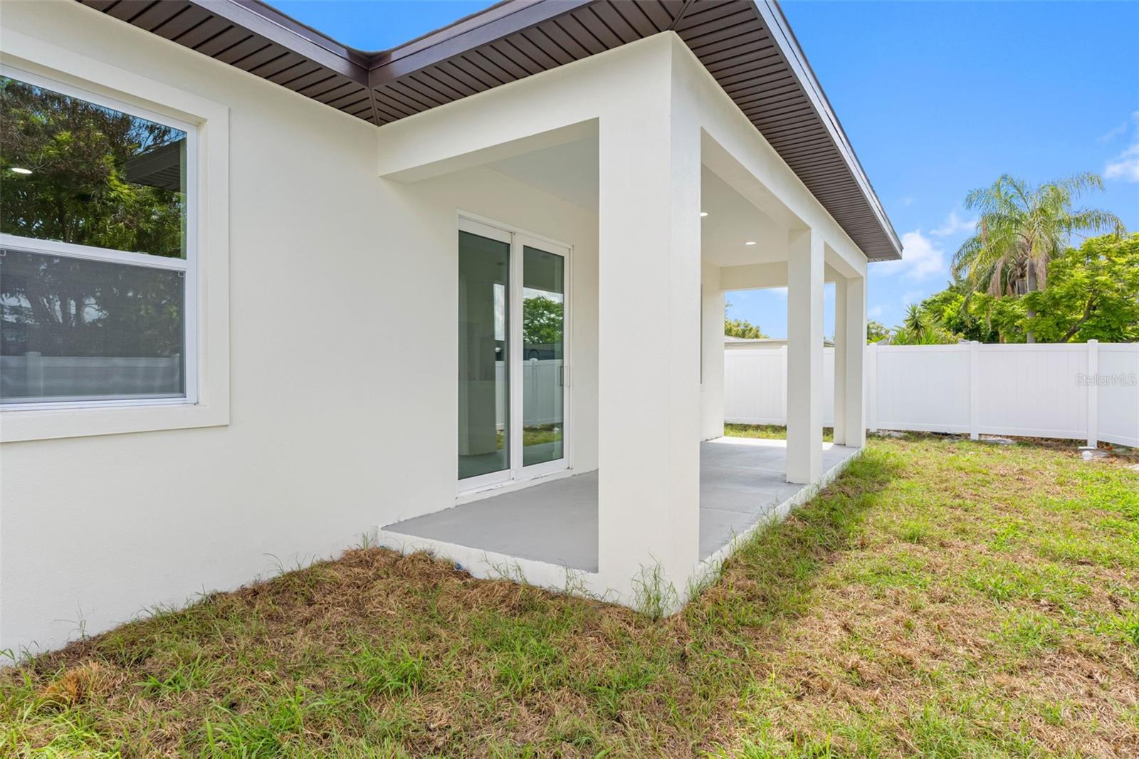 EMBASSY HILLS - Residential