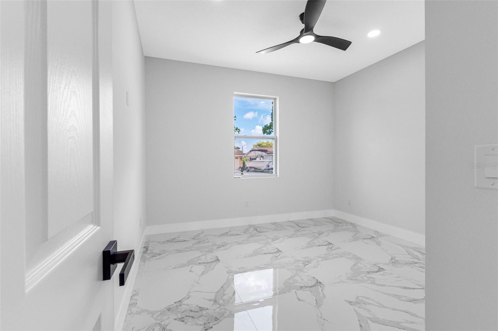 EMBASSY HILLS - Residential