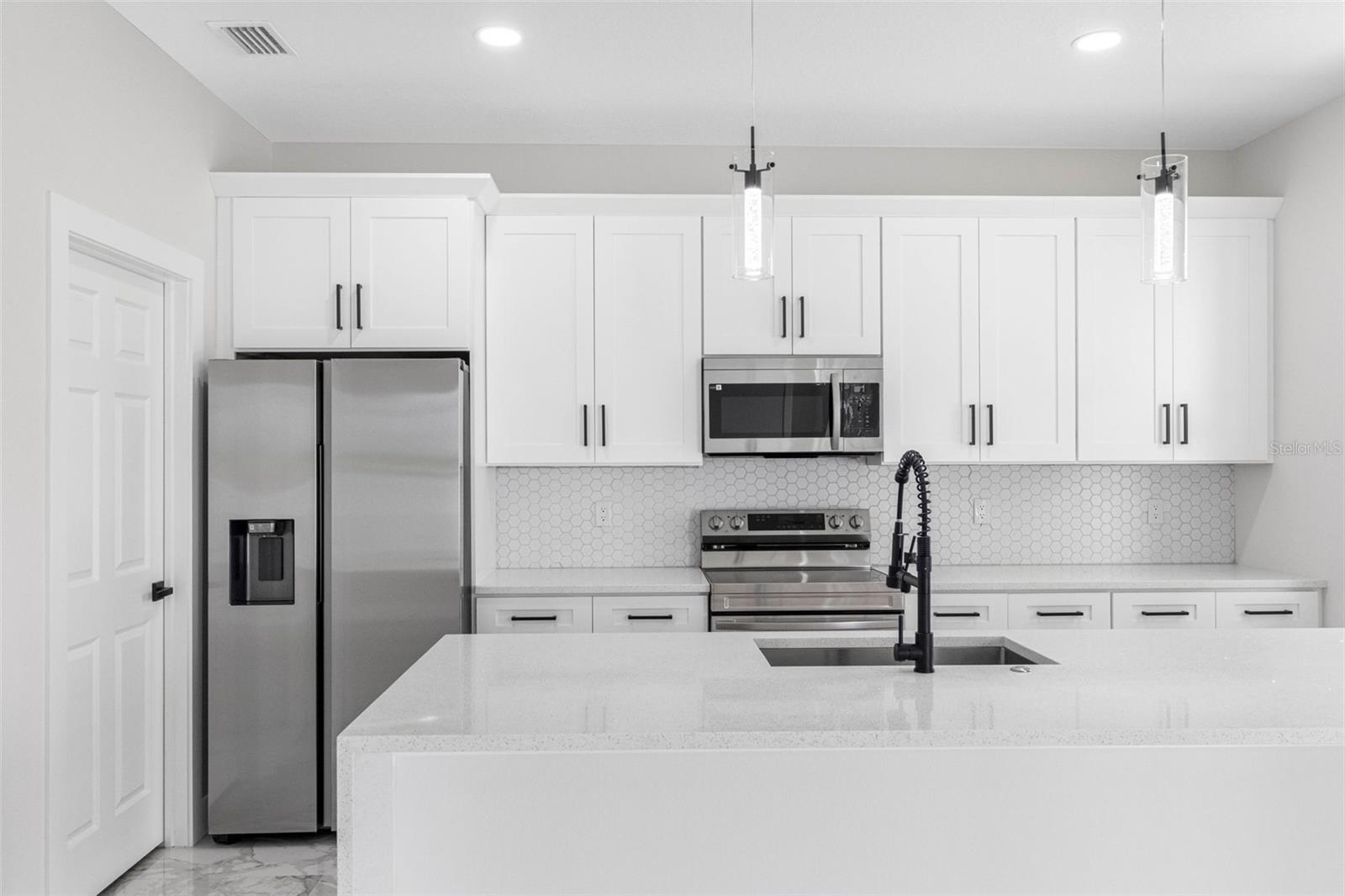 EMBASSY HILLS - Residential