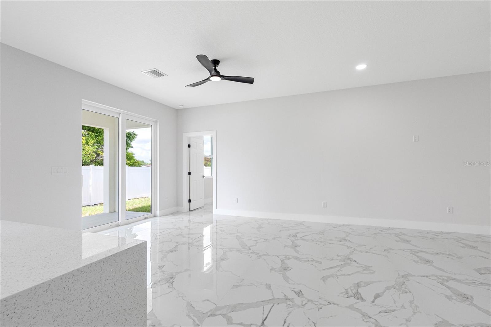 EMBASSY HILLS - Residential