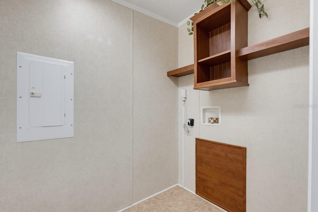 MOBILAIRE SUB - Residential