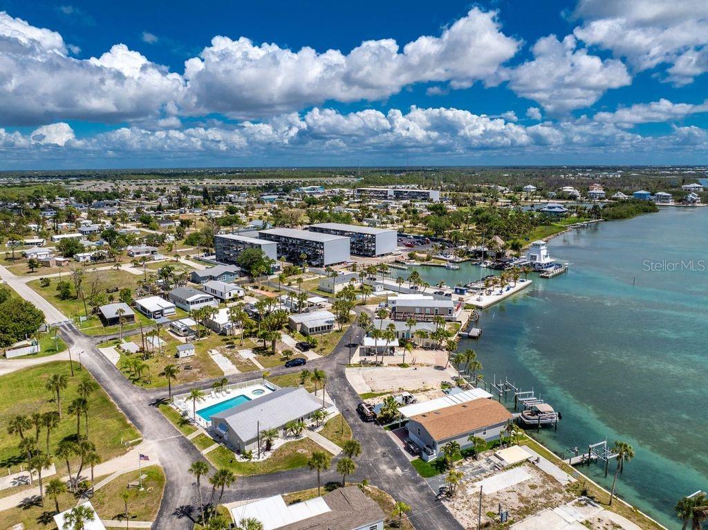 PARK POINTE MOB HME VLGE - Land