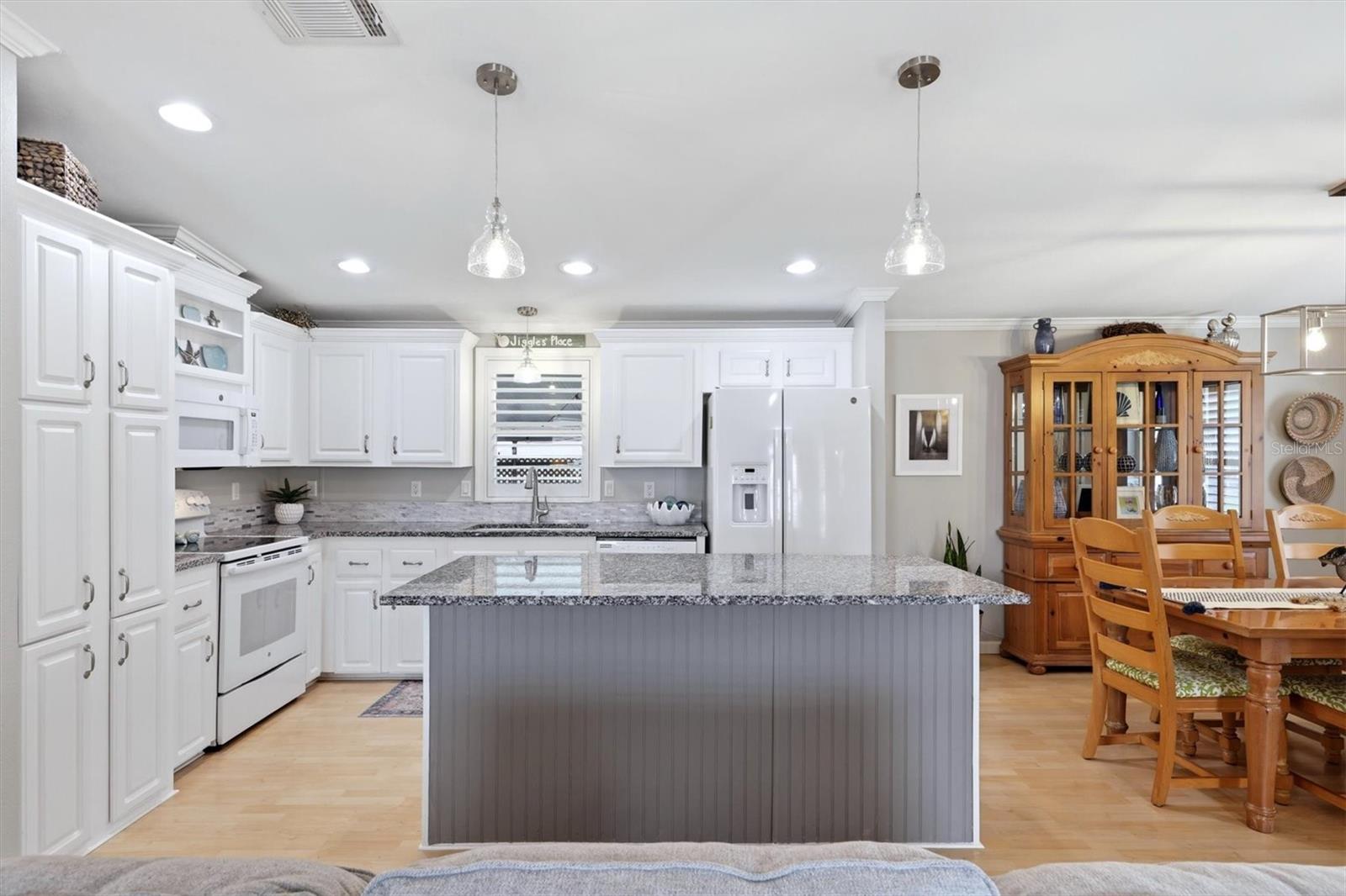 NORTH RIVER ESTATES - Residential