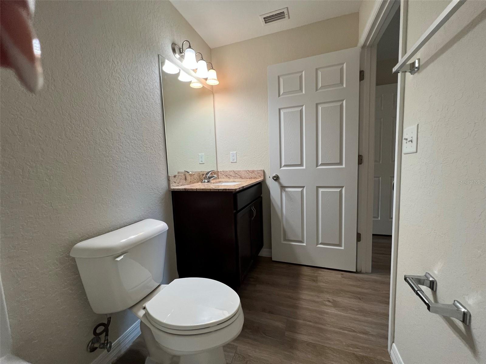 SILVER SPRINGS SHORES - Residential Lease