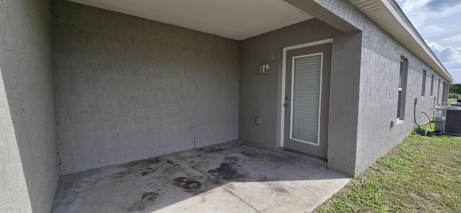 SILVER SPRINGS SHORES - Residential Lease