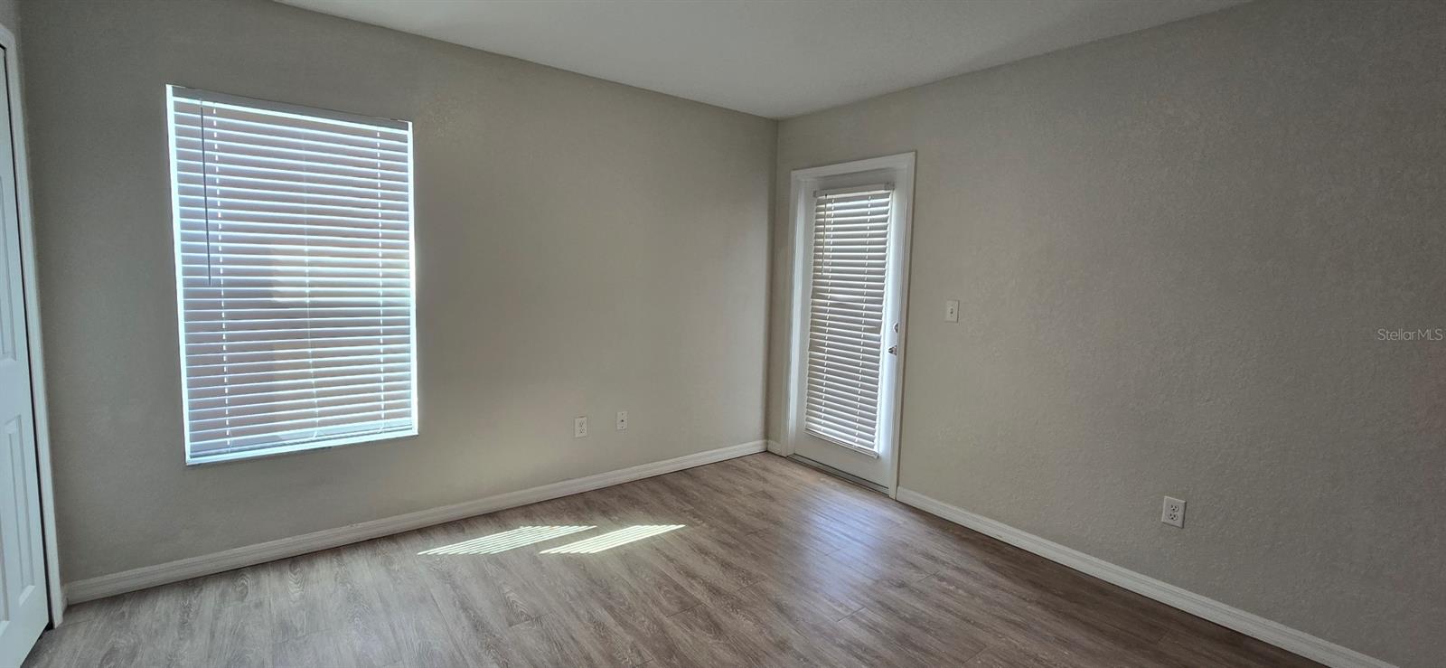 SILVER SPRINGS SHORES - Residential Lease
