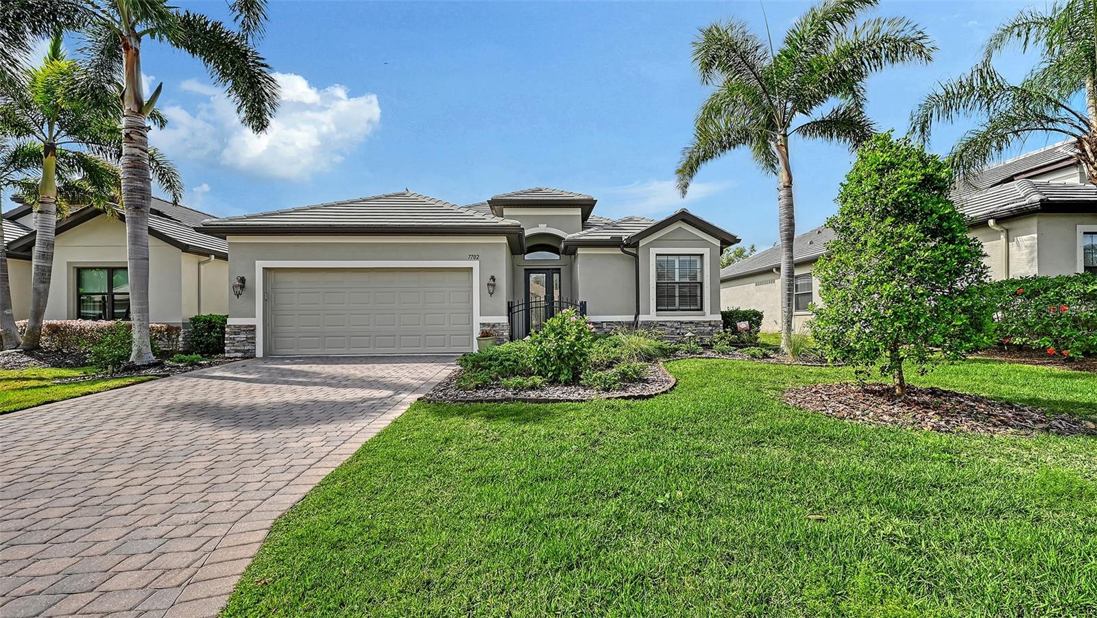 RIVA TRACE - Residential