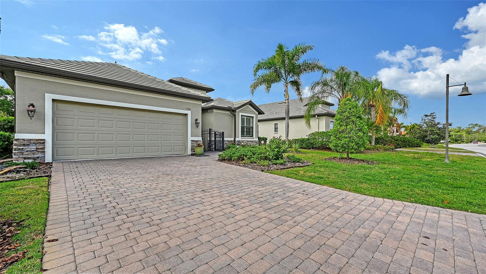 RIVA TRACE - Residential