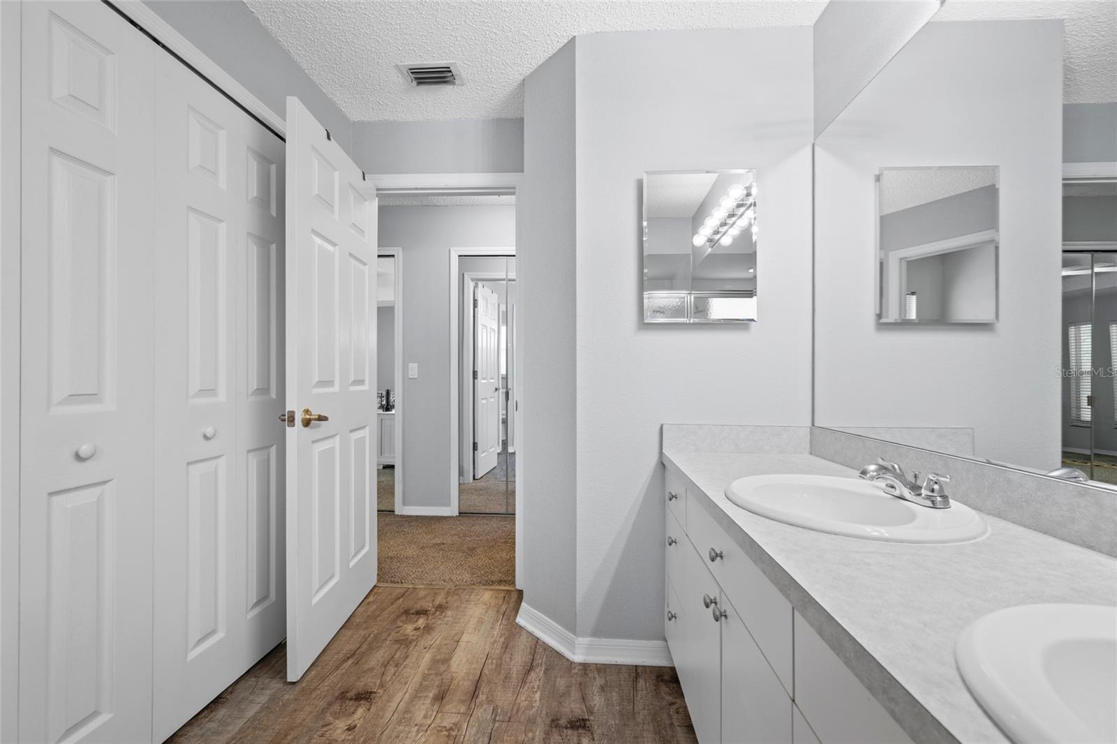 WYNDTREE VILLAGE 11 12 - Residential