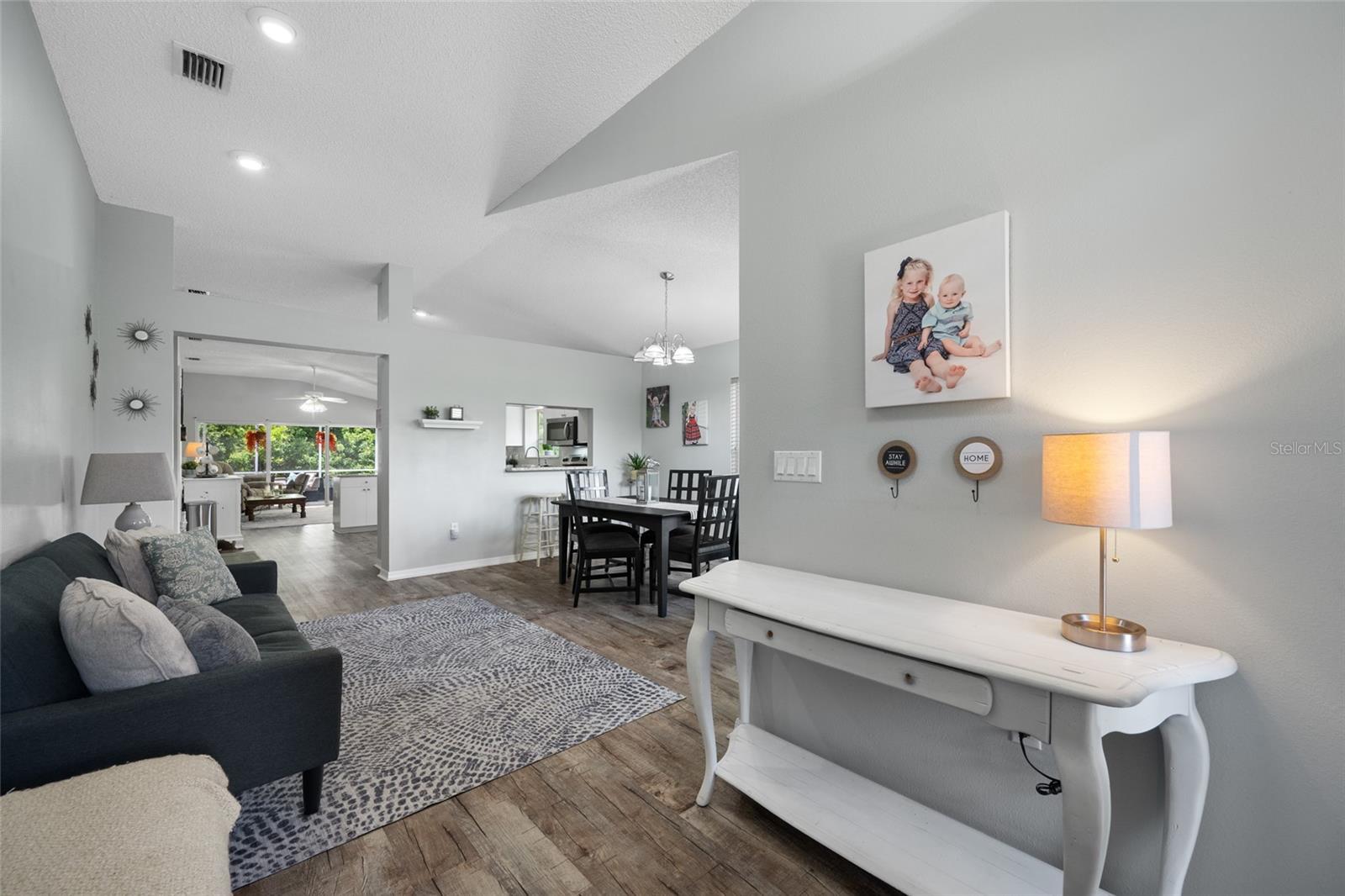 WYNDTREE VILLAGE 11 12 - Residential