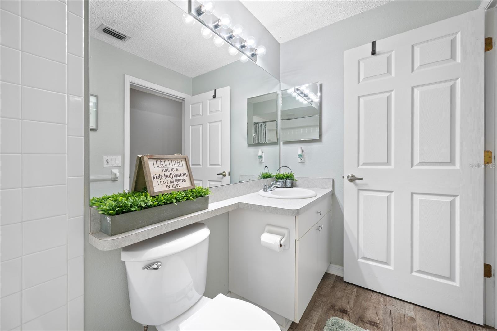 WYNDTREE VILLAGE 11 12 - Residential