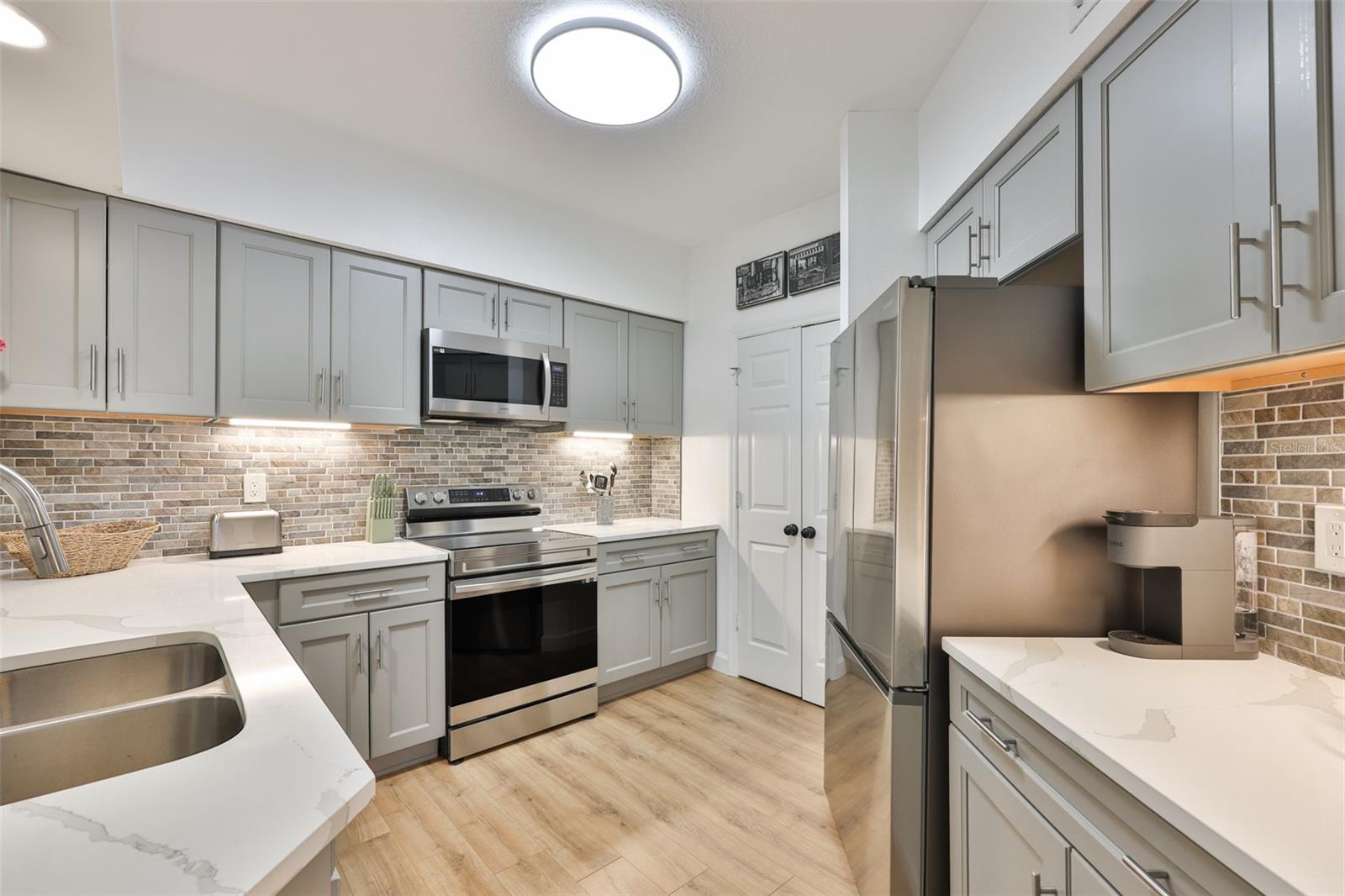 ISLAND CLUB AT ROCKY POINT A C - Residential