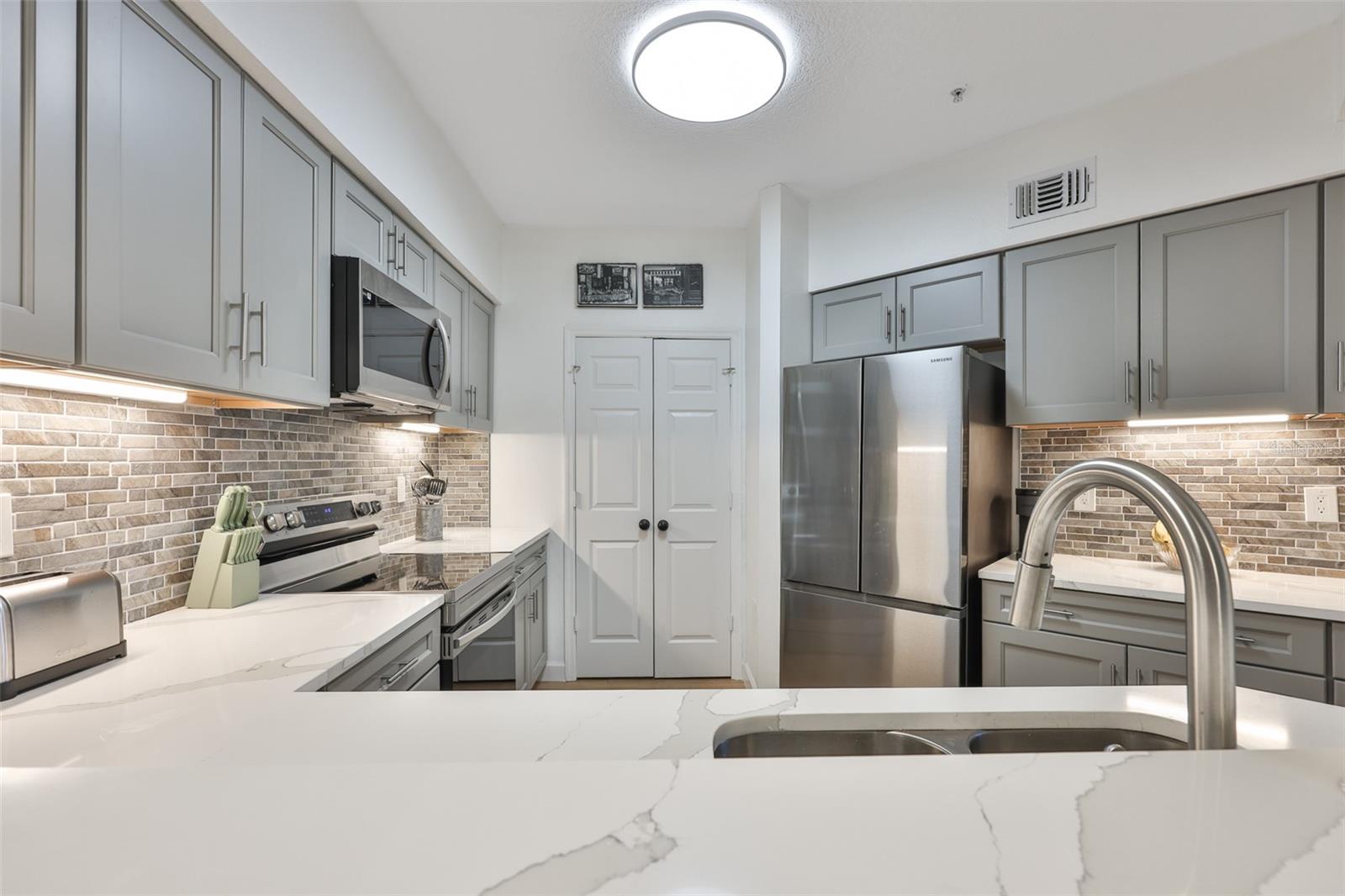 ISLAND CLUB AT ROCKY POINT A C - Residential