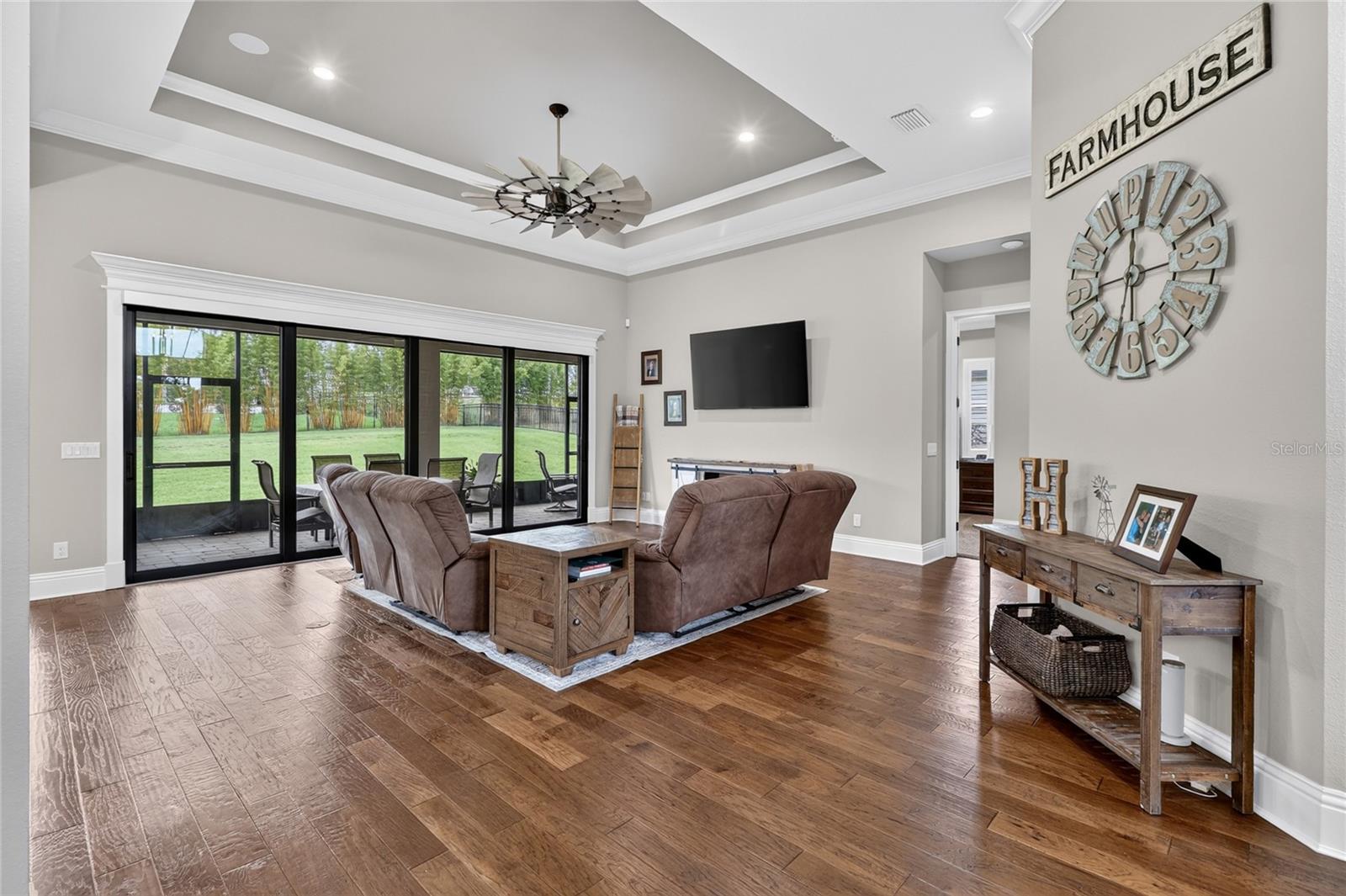 DELPHI WOODS - Residential