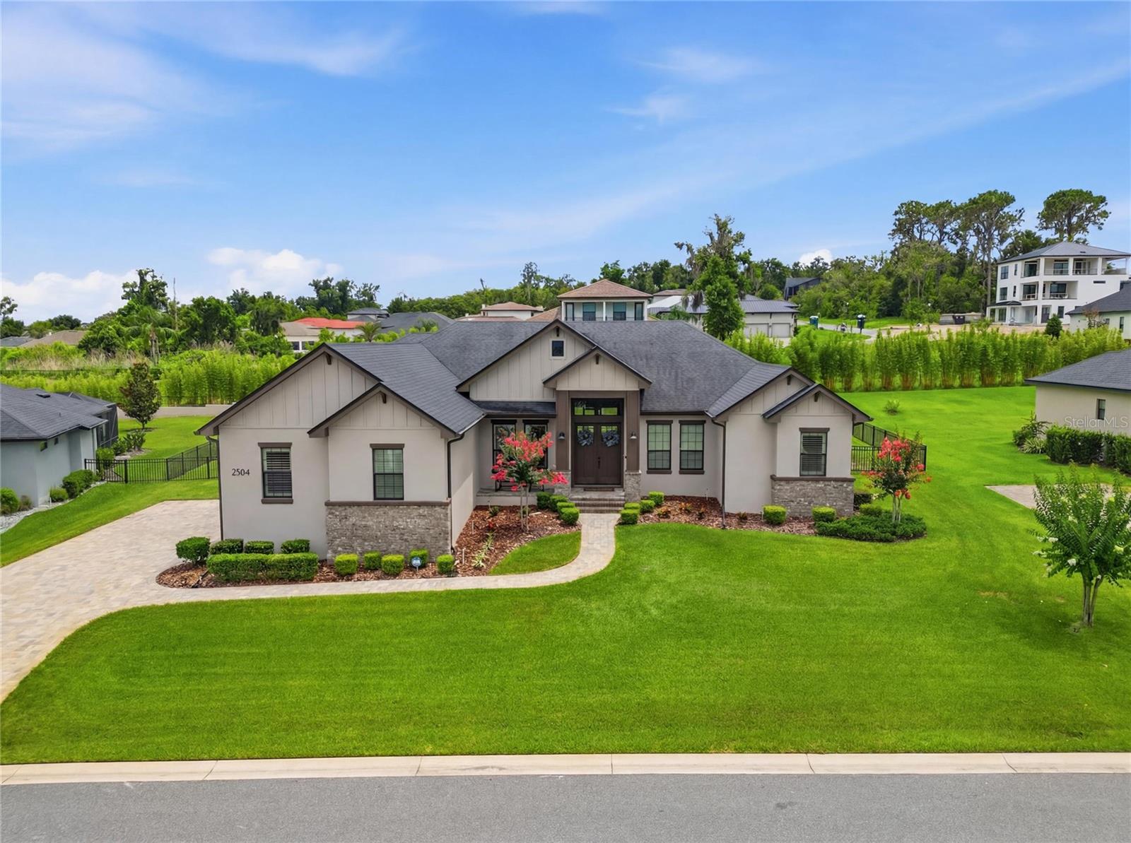 DELPHI WOODS - Residential