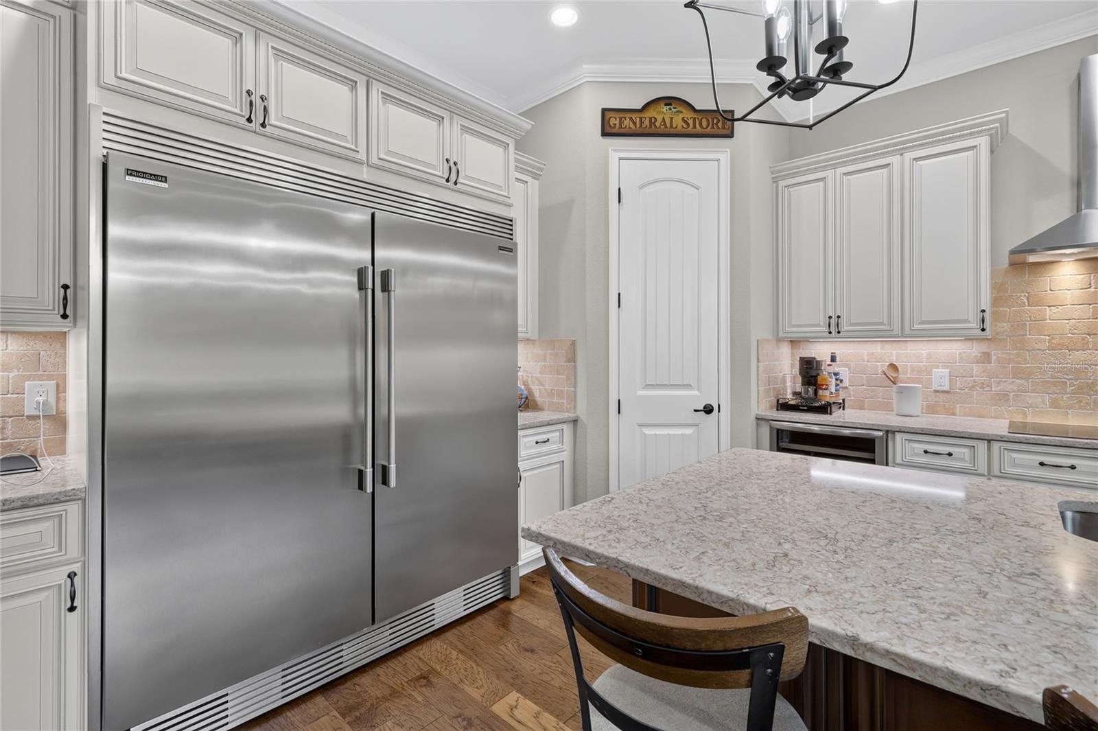 DELPHI WOODS - Residential